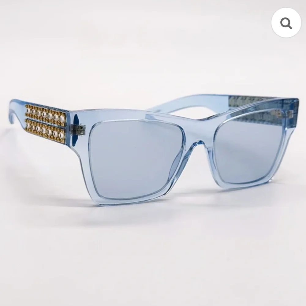 Pre-Order! Excluded Givenchy Sunglasses, New 315 - Picture 3 of 15